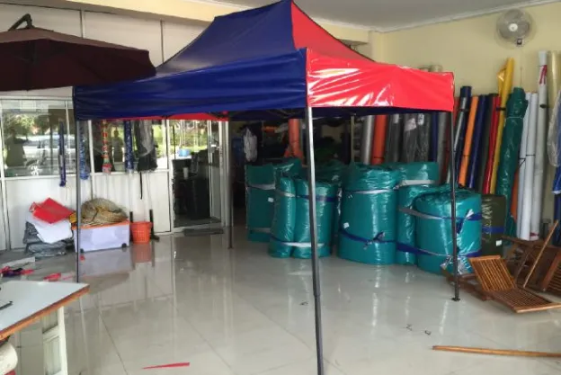 TENDA CUSTOM TENDA LIPAT 2X2 ATAP TERPAULIN DESIGN TRAPESIUM  img_20151015_154649